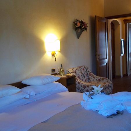 Agriturismo Lupo Cerrino Tarquinia Habitación foto