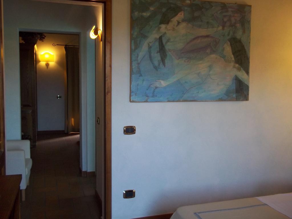 Agriturismo Lupo Cerrino Tarquinia Habitación foto
