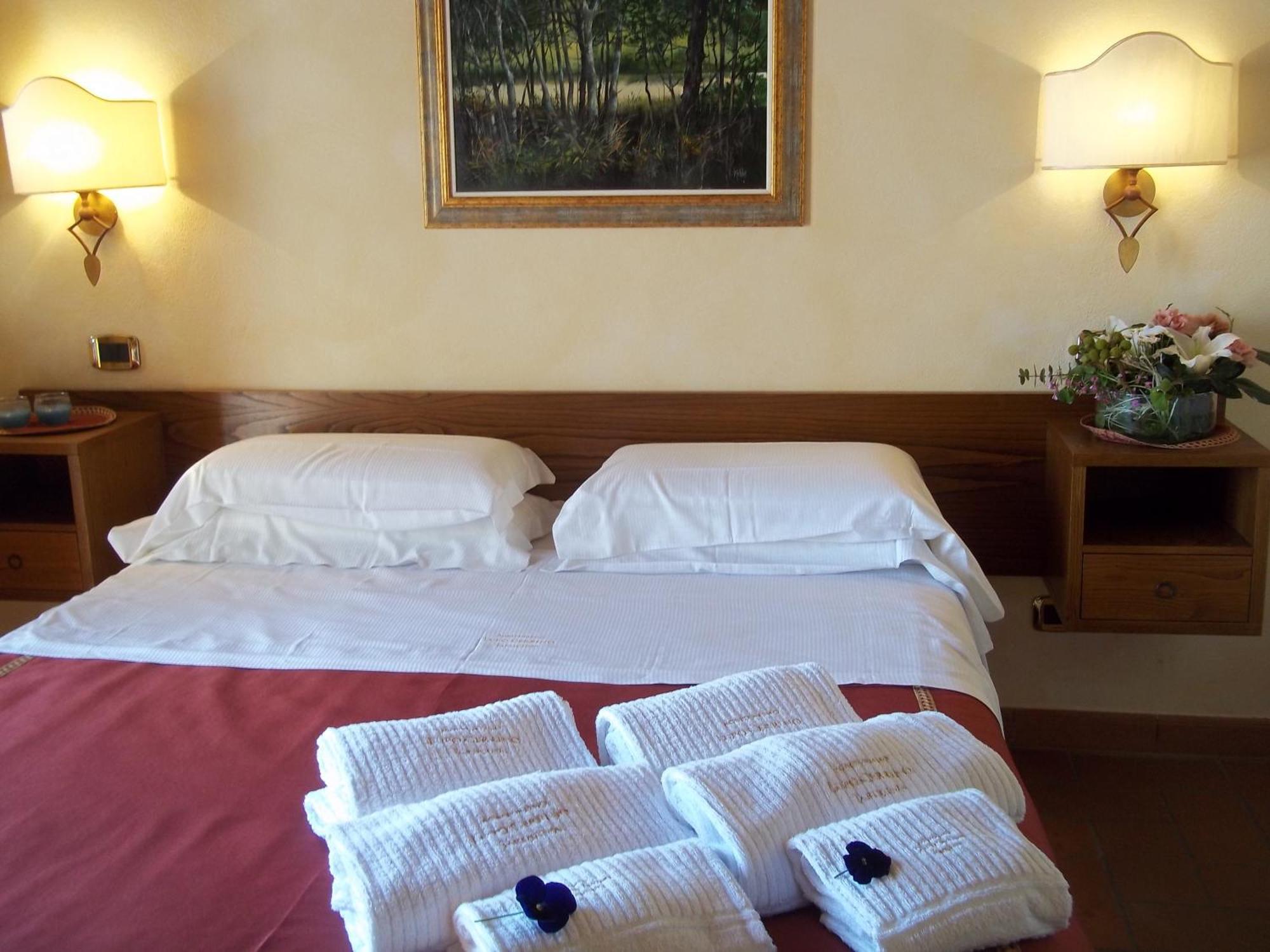 Agriturismo Lupo Cerrino Tarquinia Habitación foto